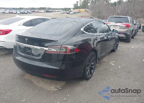 2016 Tesla Model S 90D/P100D/P85D/P90D z USA, uszkodzony, nr VIN 5YJSA1E45GF142296